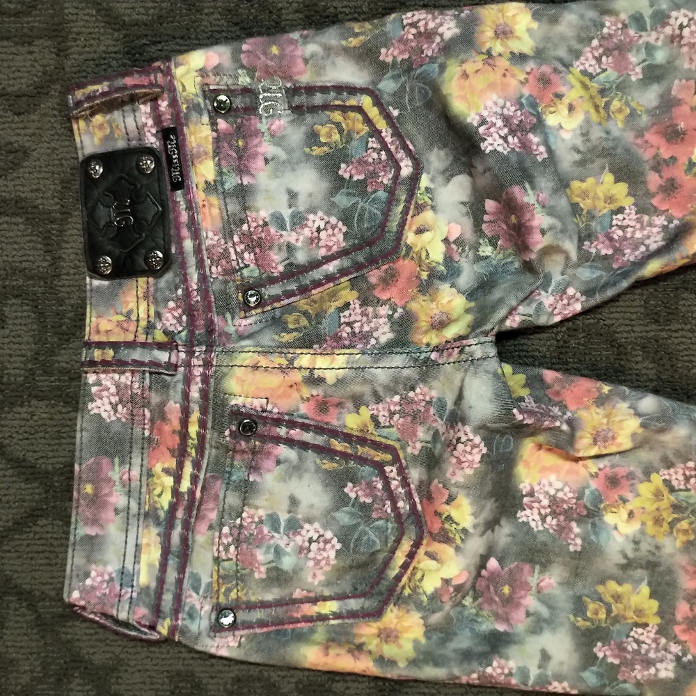 Miss Me Floral Jeans